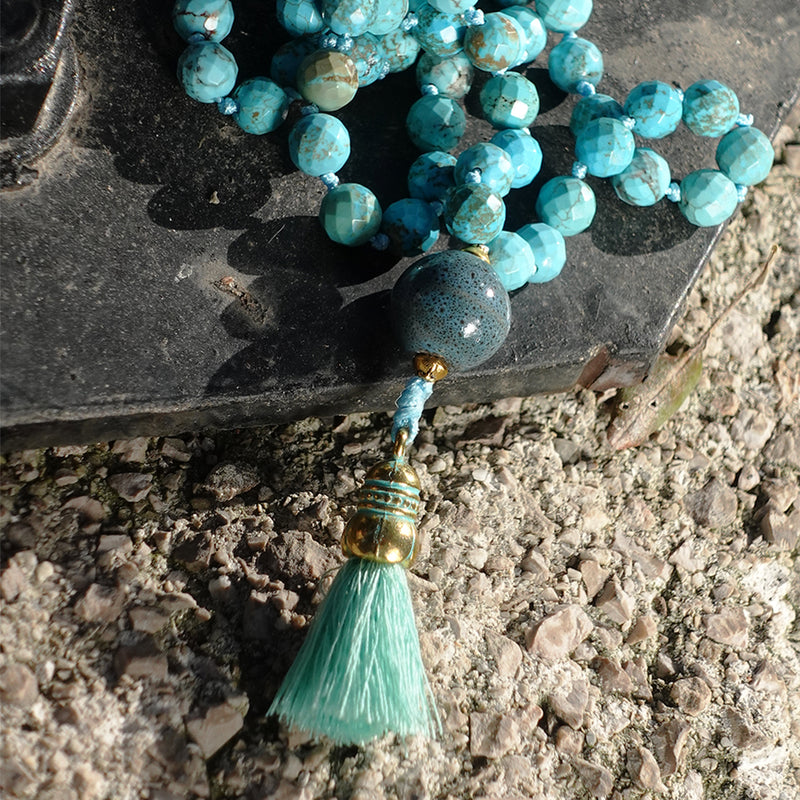 Mala di howlite blu