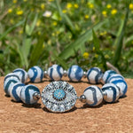 Bracelet in Blue and White Dzi Agates